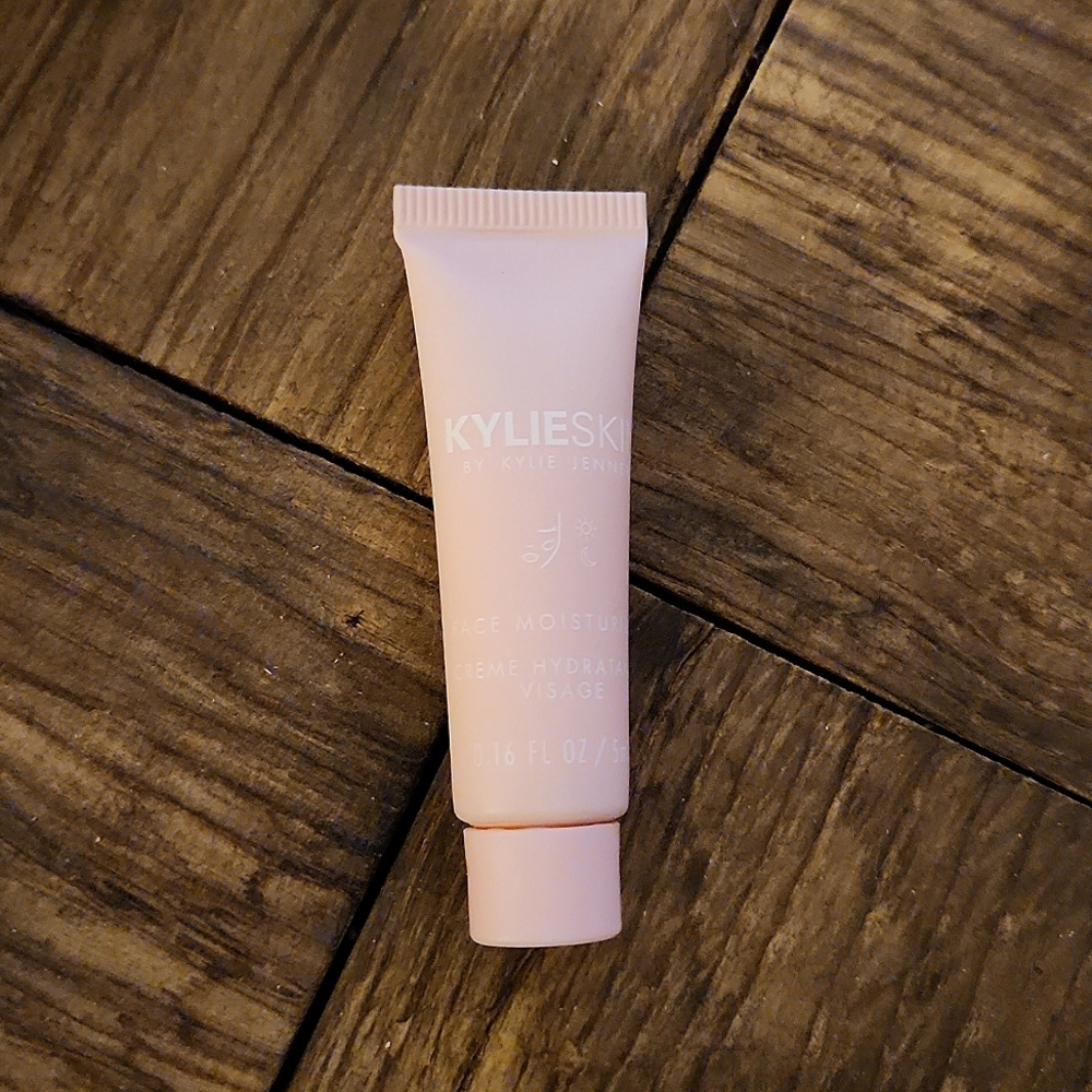 Kylie Skin Face Moisturizer 0.16 FL OZ